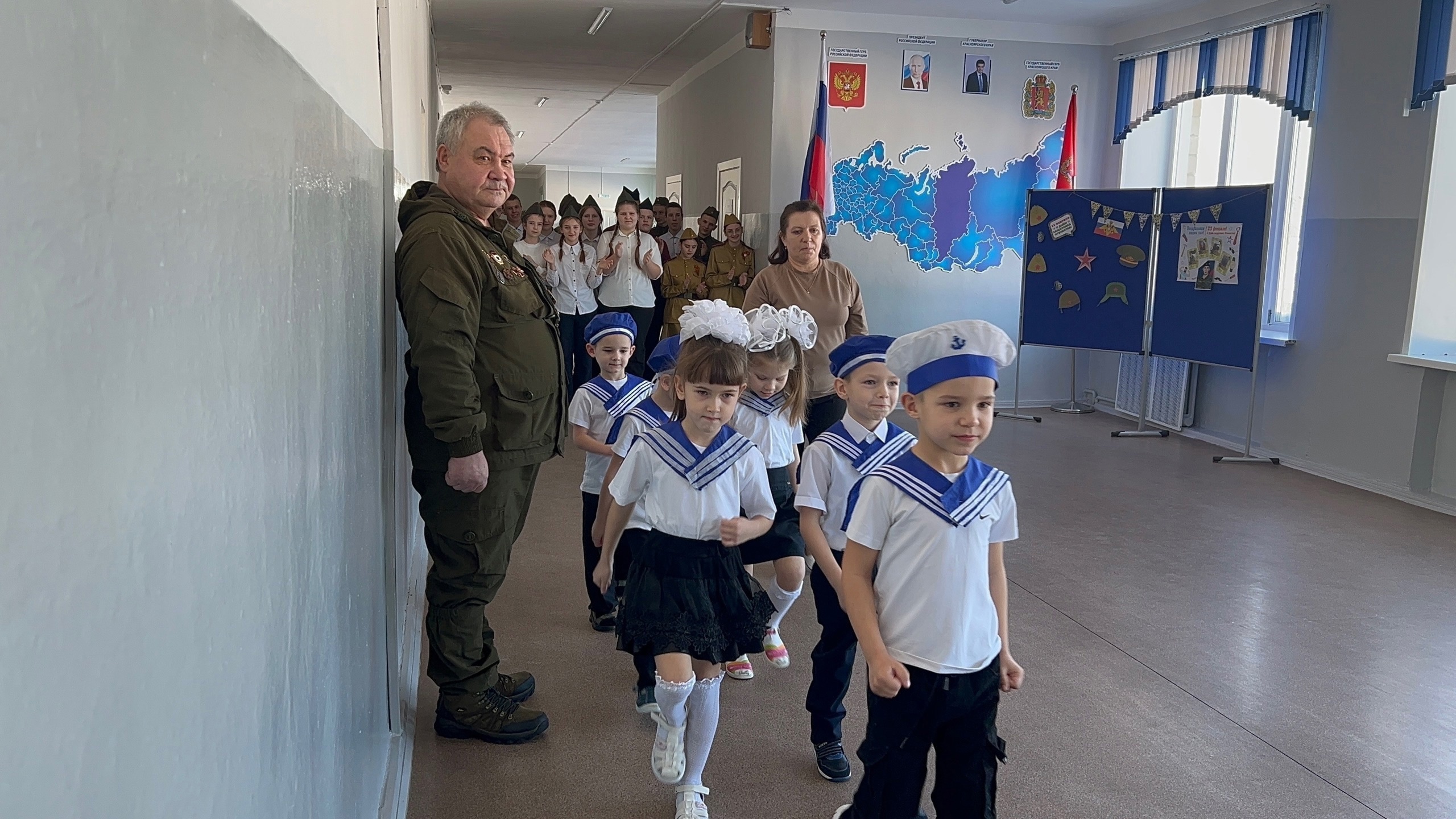 Конкурс &amp;quot;Смотр строя и песни&amp;quot;.